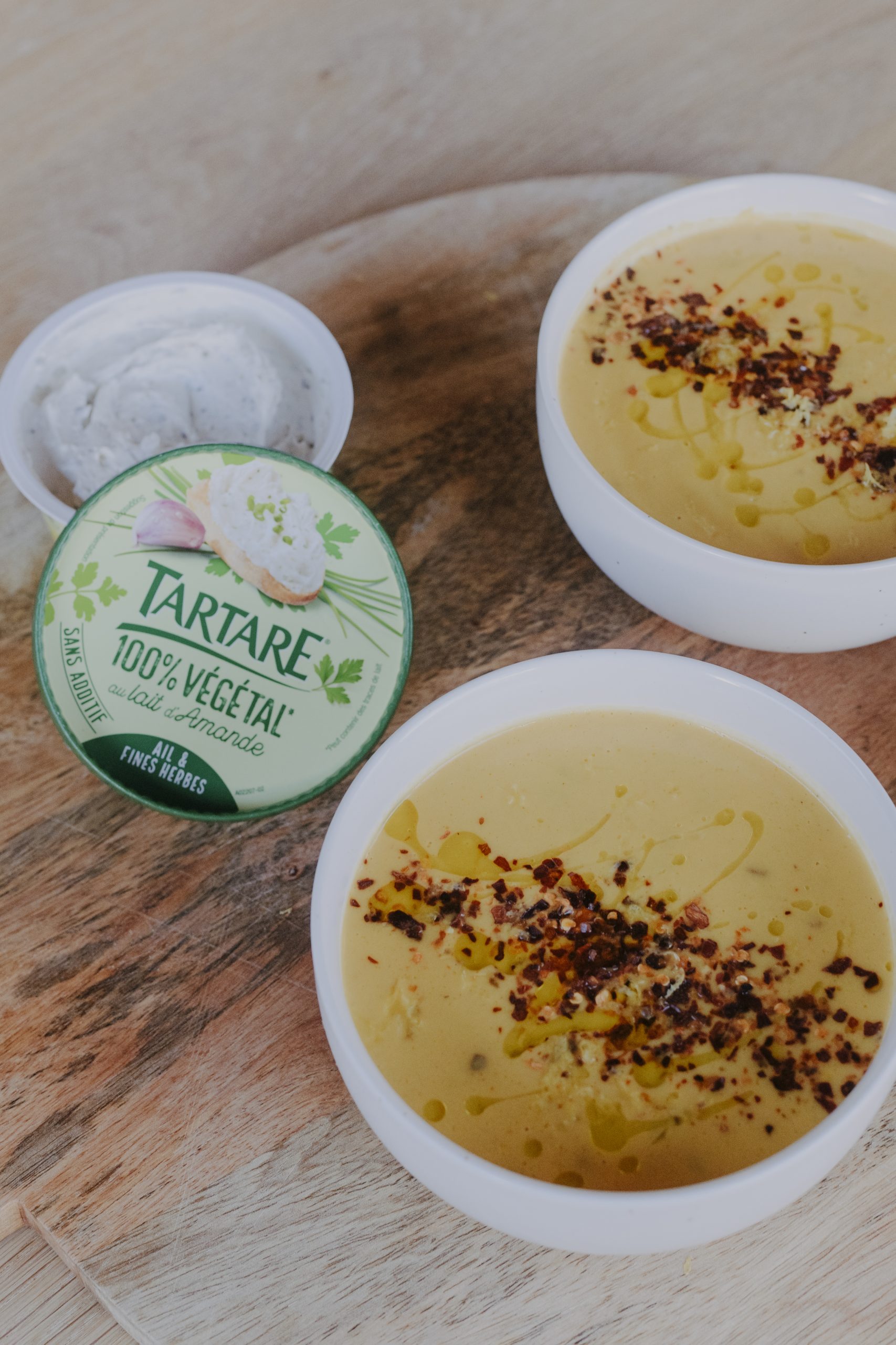 Campagne digitale et marketing d’influence de l'agence de communication bilingue Numéro10 pour la marque Tartare 100% Végétal de Savencia.